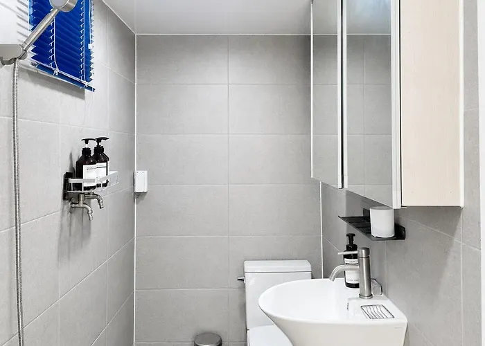 Private Single Family House 7 Minutes To Hansung Station 샬레 *